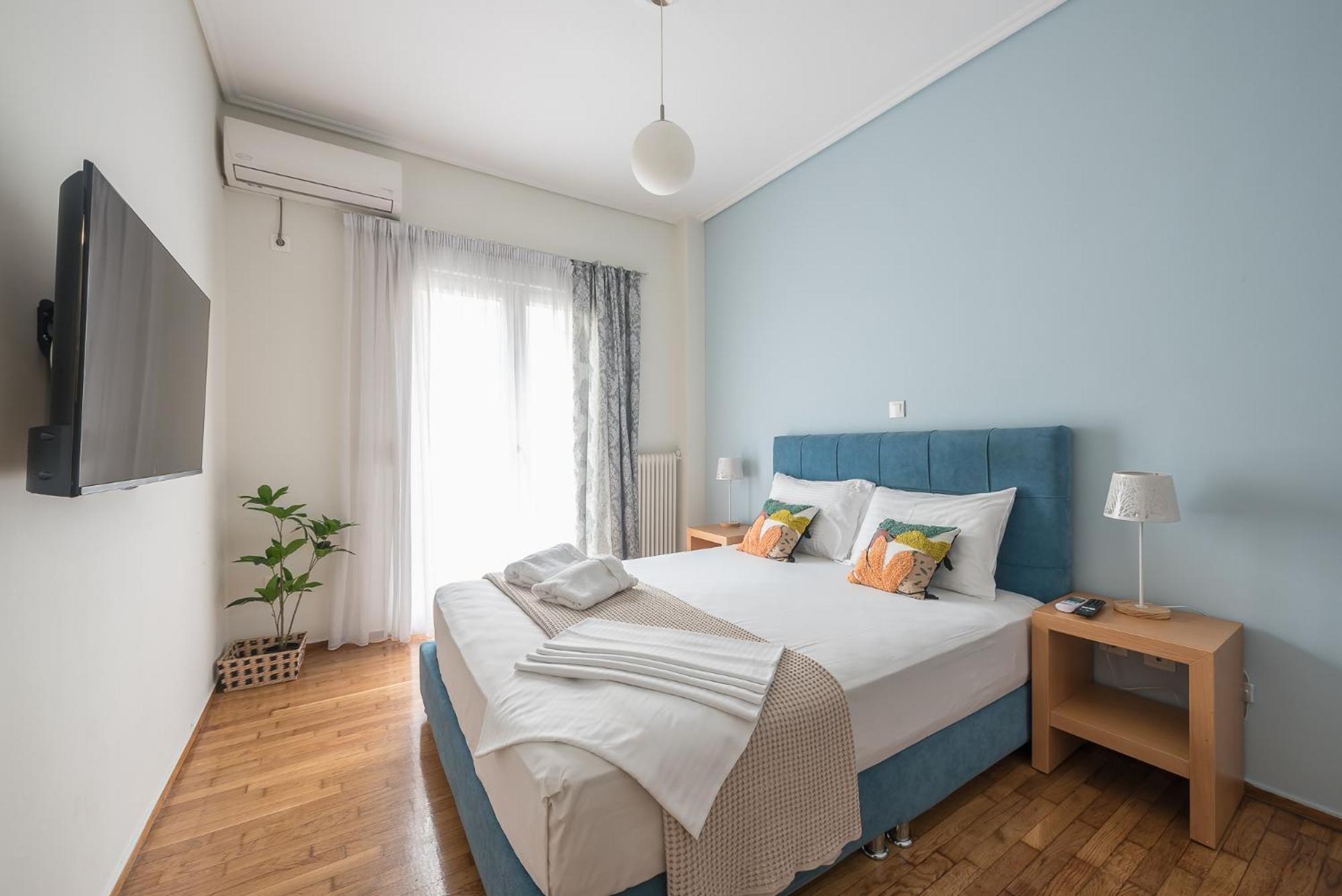 Supreme By Cloudkeys Apartment